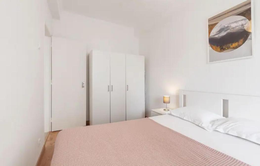 Beautiful 1 Bedroom Apartment near Benfica Lisabona Exterior foto