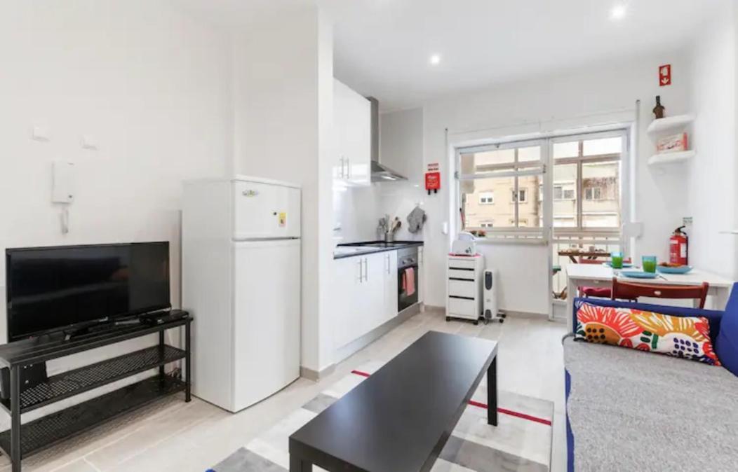 Beautiful 1 Bedroom Apartment near Benfica Lisabona Exterior foto